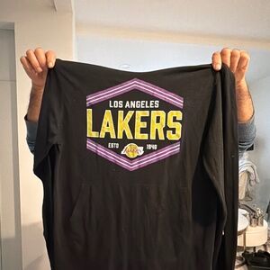 Lakers hooded sweater MEDIUM
